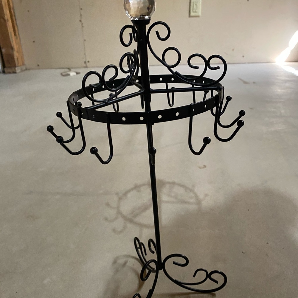 Jewelry holder